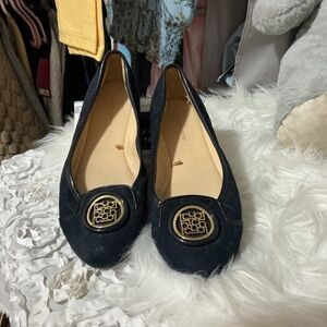 Women’s shoes